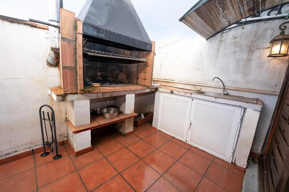 f1d7a323-1a34-4ca4-8647-b6960ad00c47