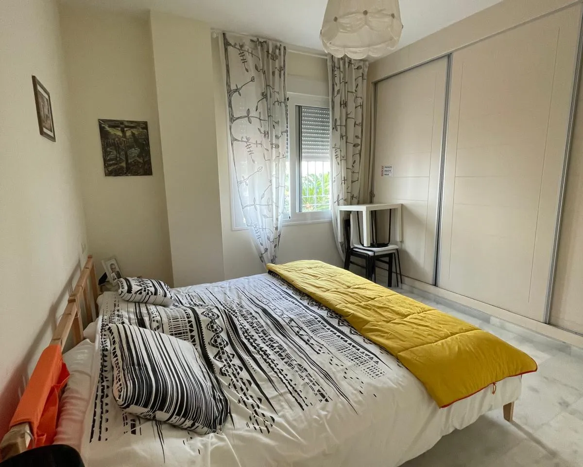 5f56768d-6d12-41e5-a581-5714df61e22e