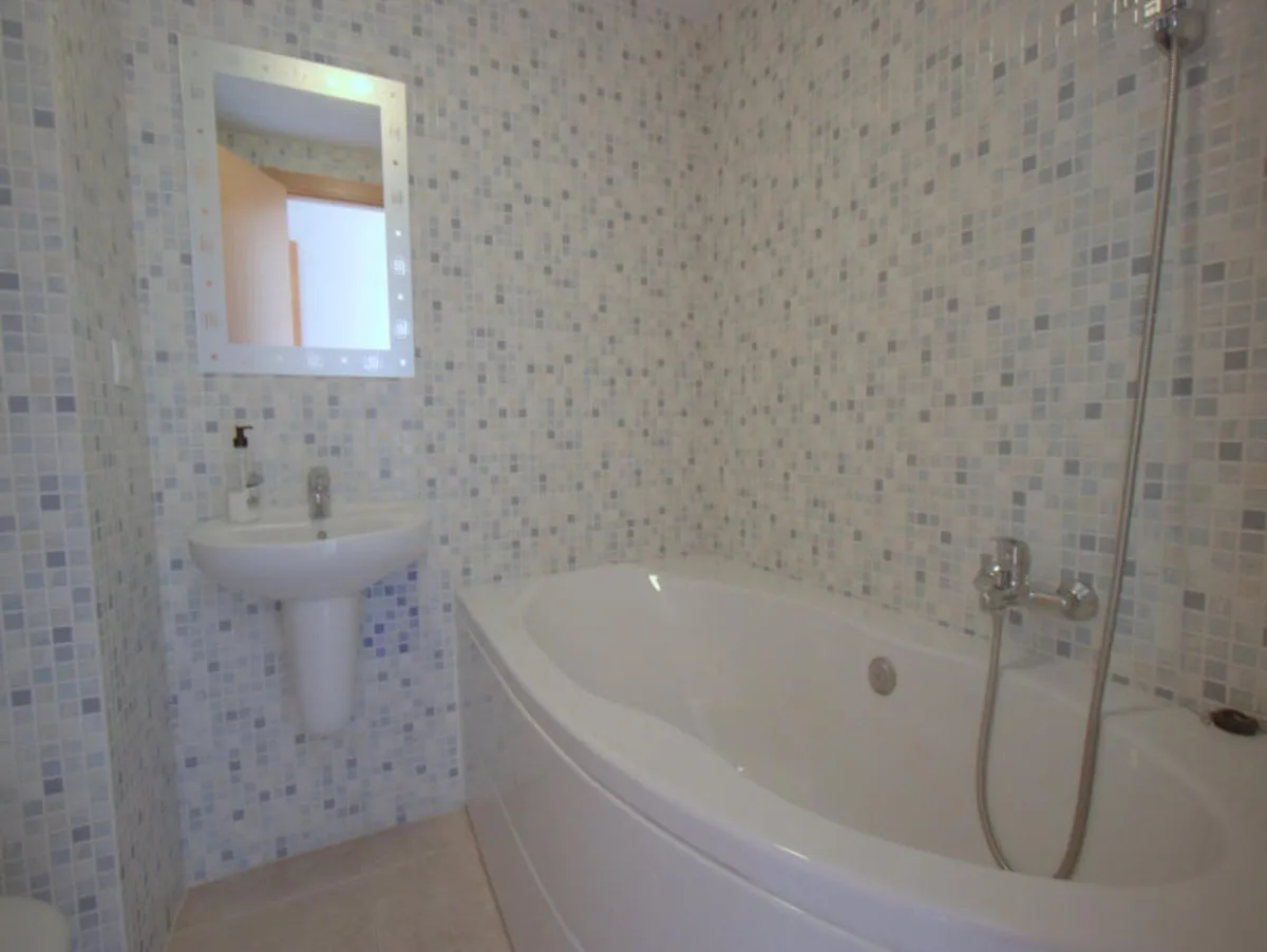 9d78f159-e8c6-498a-959c-1f65f0a0ce09