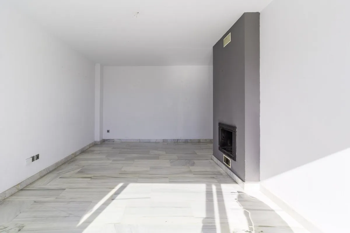 2492636b-0d80-4c42-a017-bb3861877ea2