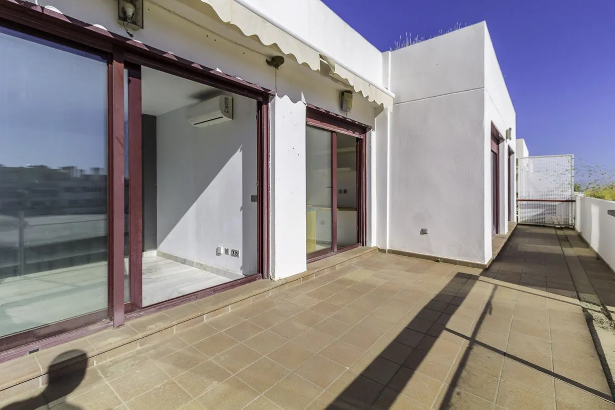 c062db61-d3c2-4f55-b47f-ffb23639d940