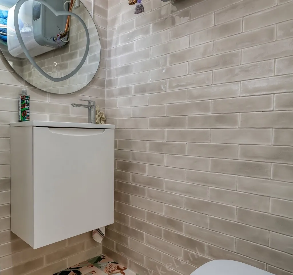 b0183a3a-0347-4522-95a8-9d294bb6d9ea