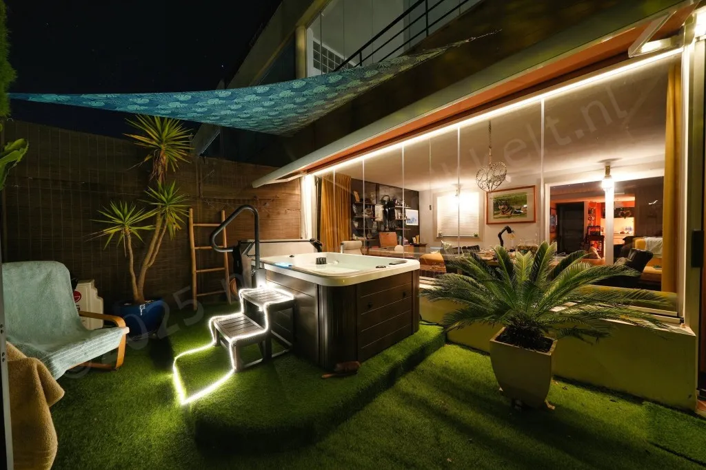 dc846176-a894-4f4f-956a-ab5756445c99