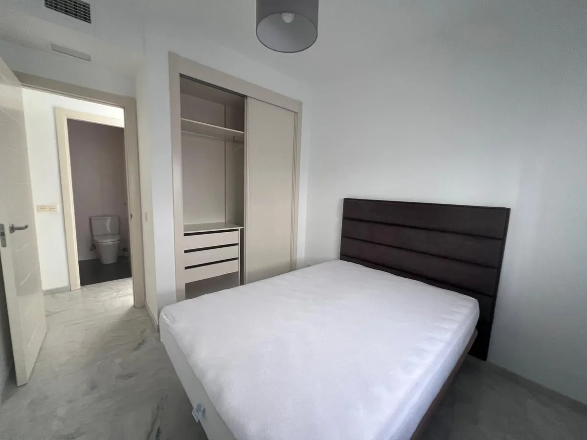 2c54b81b-1963-45ce-9d43-171bd3532265