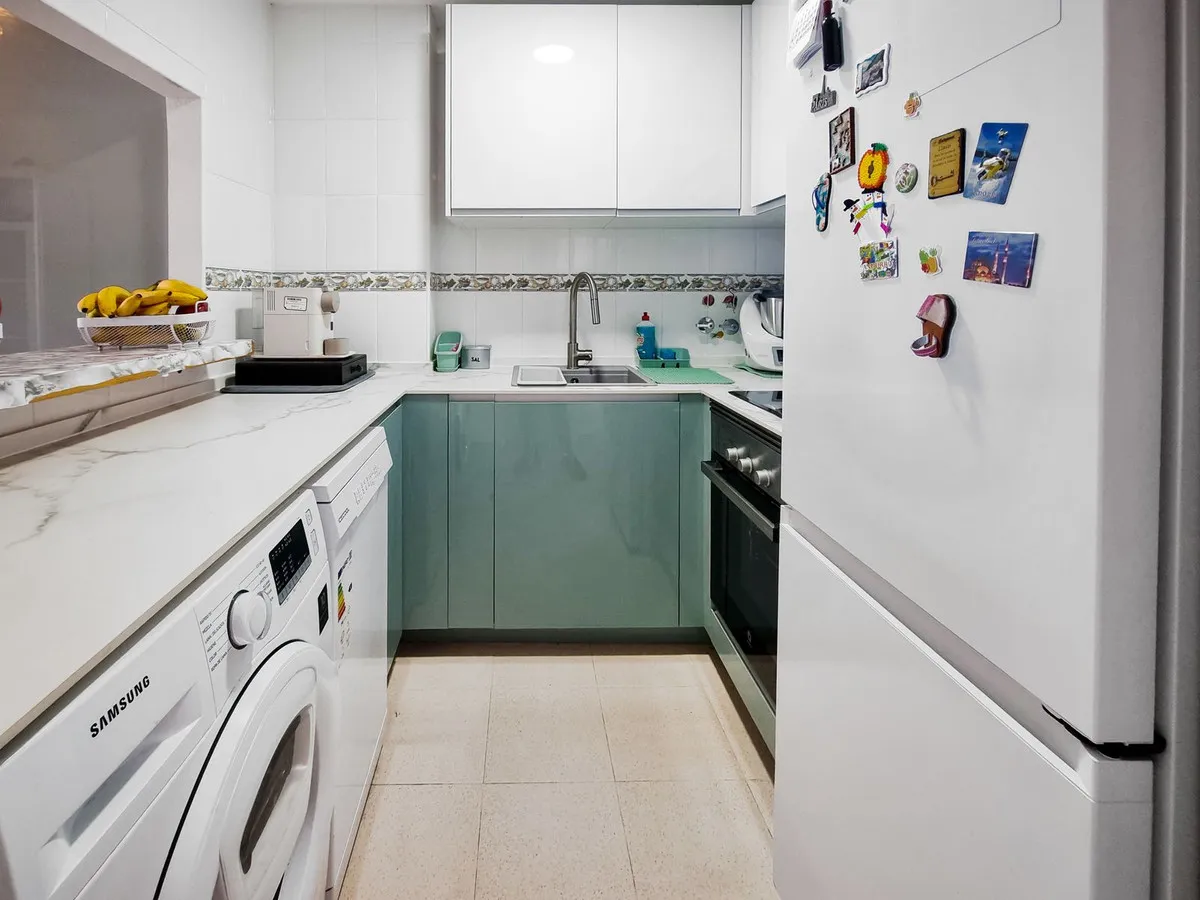 ead5b602-1ccc-4156-9031-01aa6d94f102