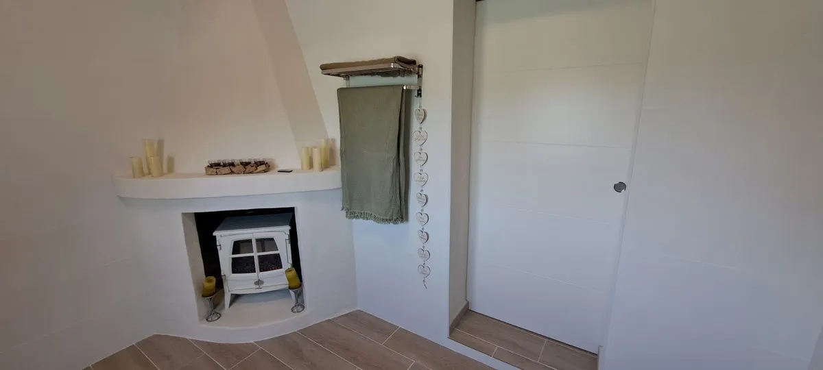 43867661-85a2-417e-9344-c1a33e2584a4