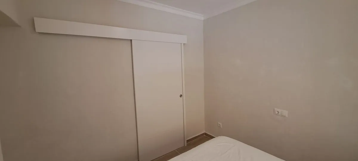 f09d6fd6-cd5d-43d1-8886-69163e2b02cc