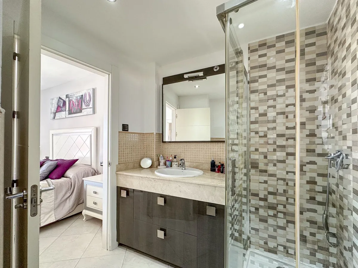 3cf12b11-a57c-4841-8acd-52b73a381594