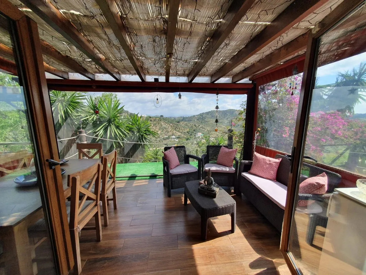 8b1f9e46-98bb-44fb-aeb3-8a552a3ff75b