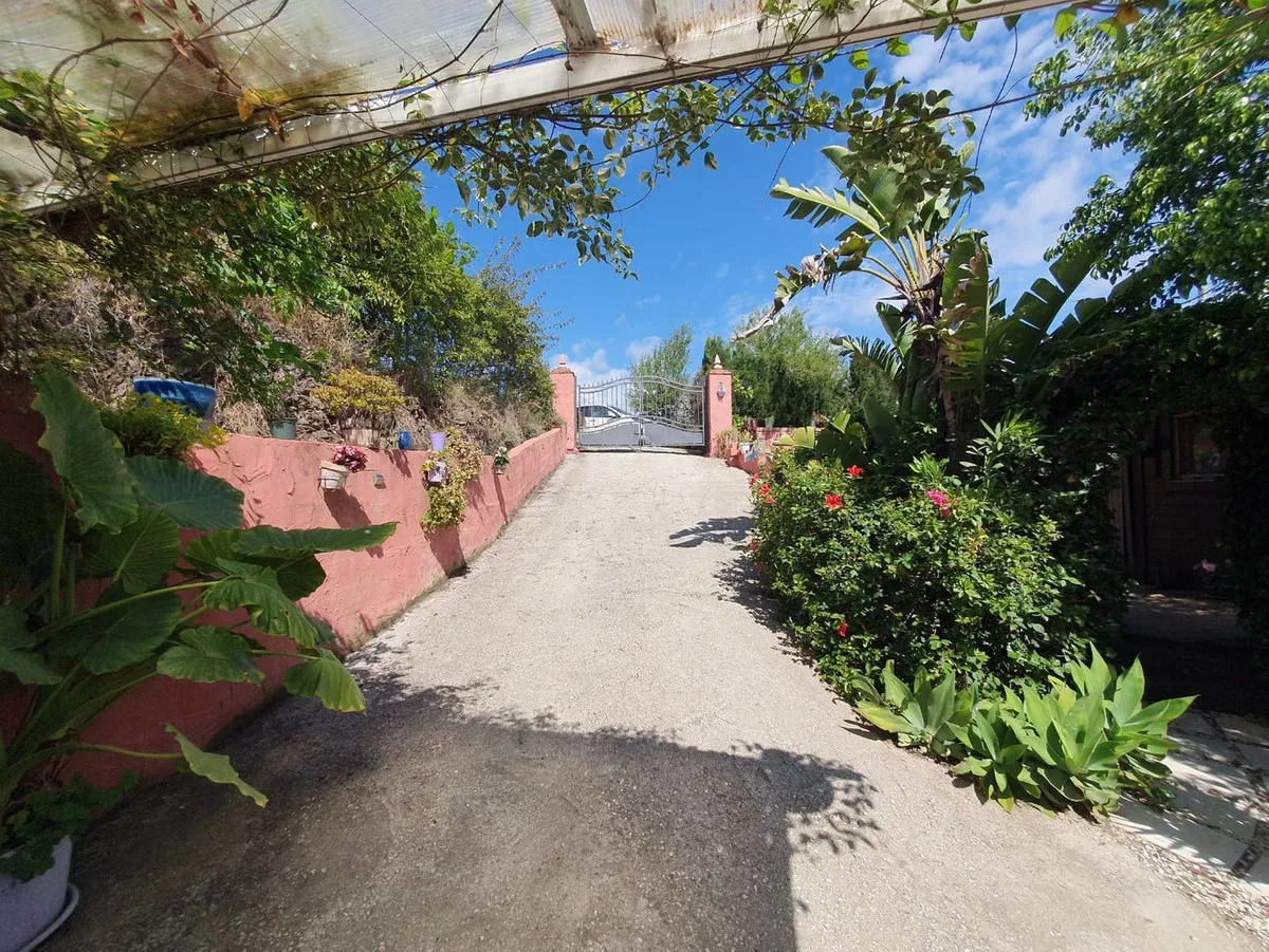 abb6cfdd-2d60-4e19-920a-e5d1aa460c8a