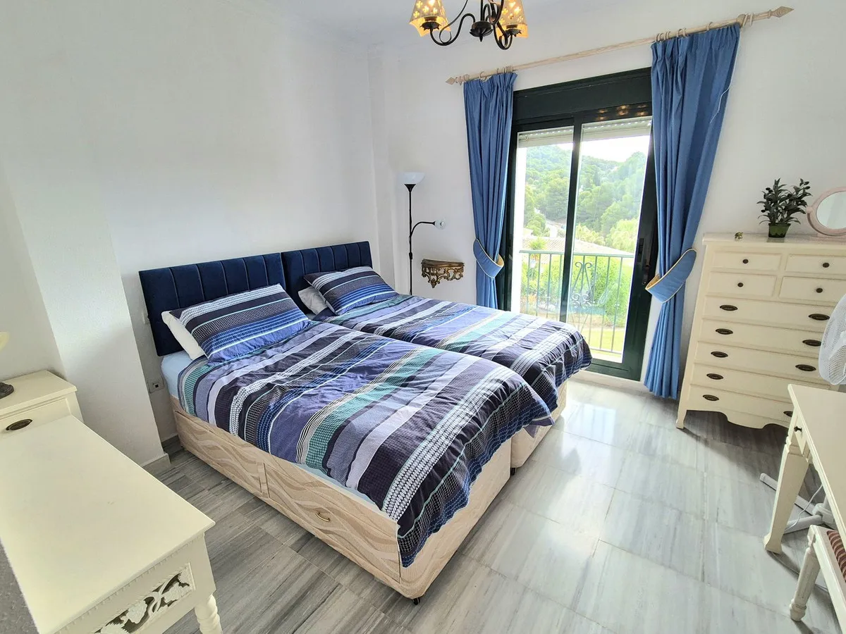 6b04f643-ebc6-42fb-8d87-7ceb6782d500