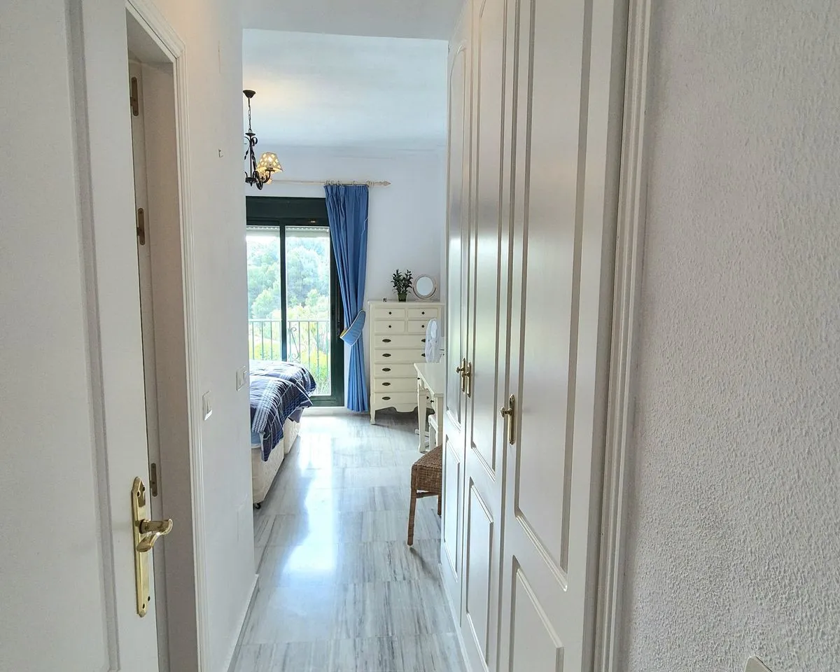 90ca9302-824d-4fbf-8232-0e4882b4b8cc