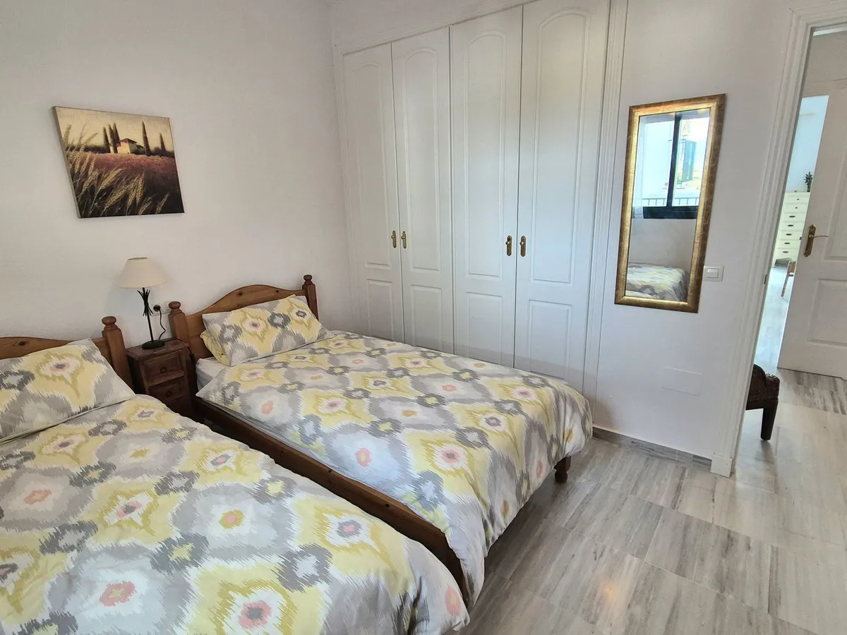 f7e2aeac-2096-4168-a06f-035153a351d9