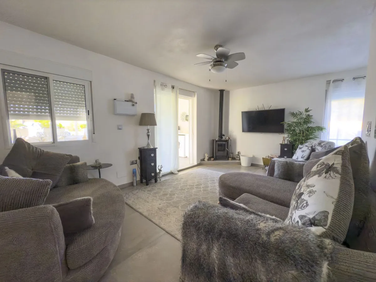 5cf82628-1b66-43c1-9a15-821b5eda0b86