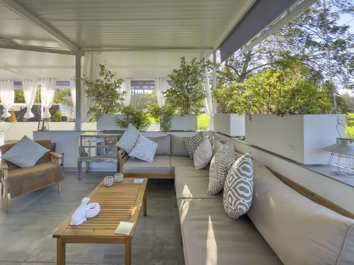 bd5aa7c9-b33e-4053-a39e-665270177e64