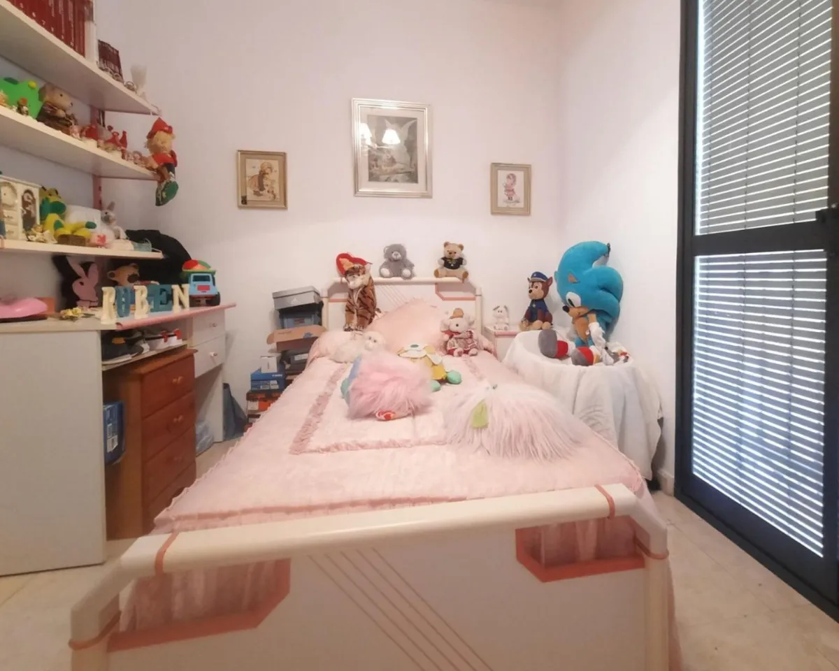 d593a6f4-1a2f-4f2e-86b5-9f727201d124