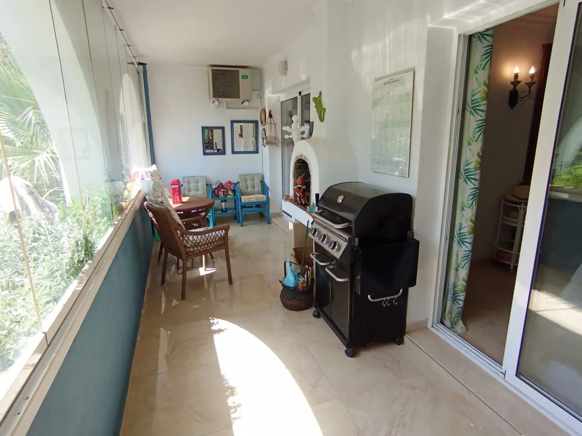 5b53fd7f-e8df-4843-abbd-63ad49155c41