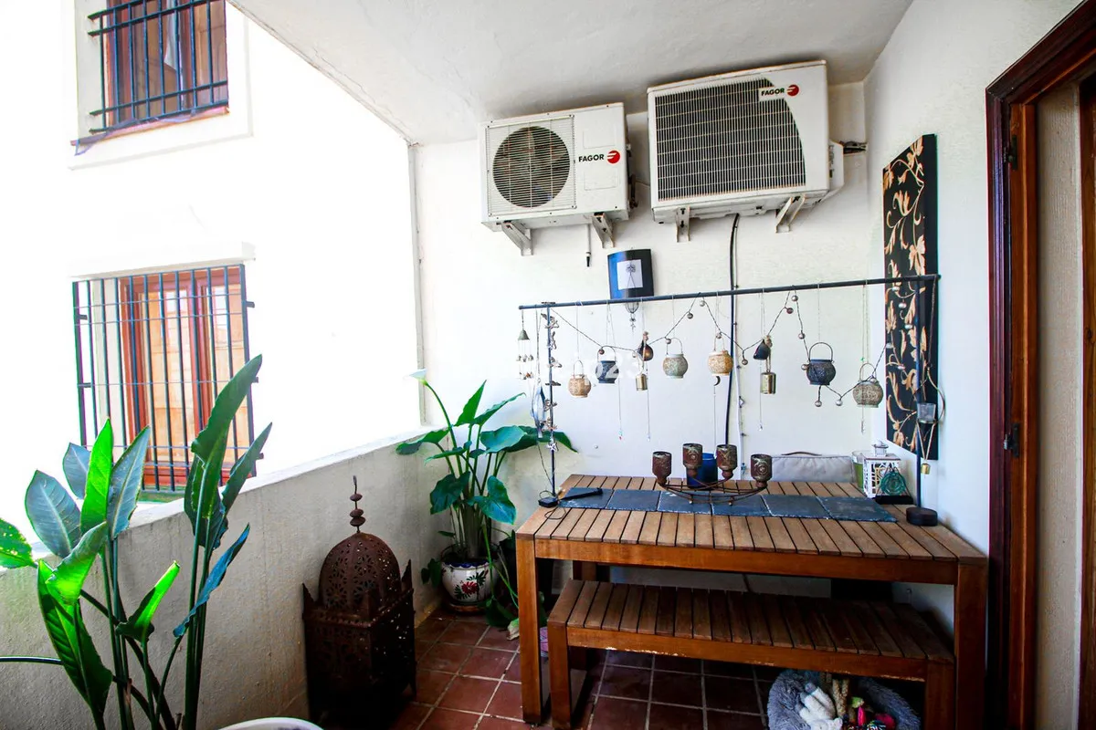 8de645f4-73ee-4c5e-a994-31fbac38474a