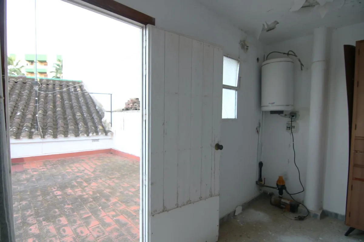 f27baddf-9475-43c4-a45b-f9f34a9be818