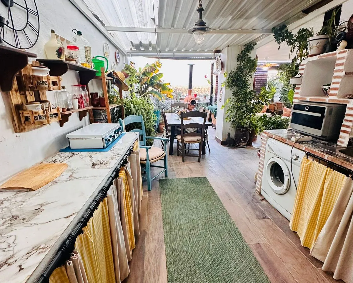 3a7b319e-8865-403c-b1d0-fc3d3d40668c