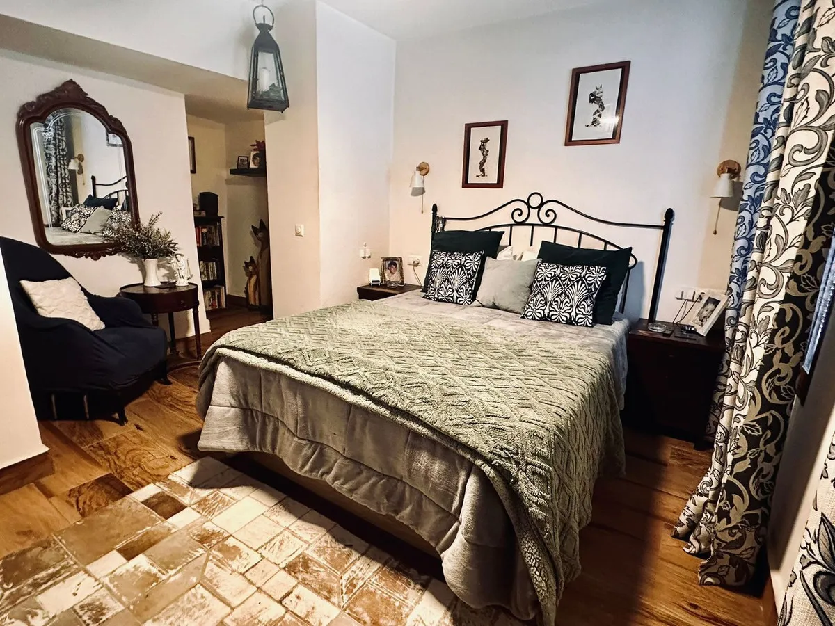 5896c41e-53ed-42b4-badd-0a76306bdf62