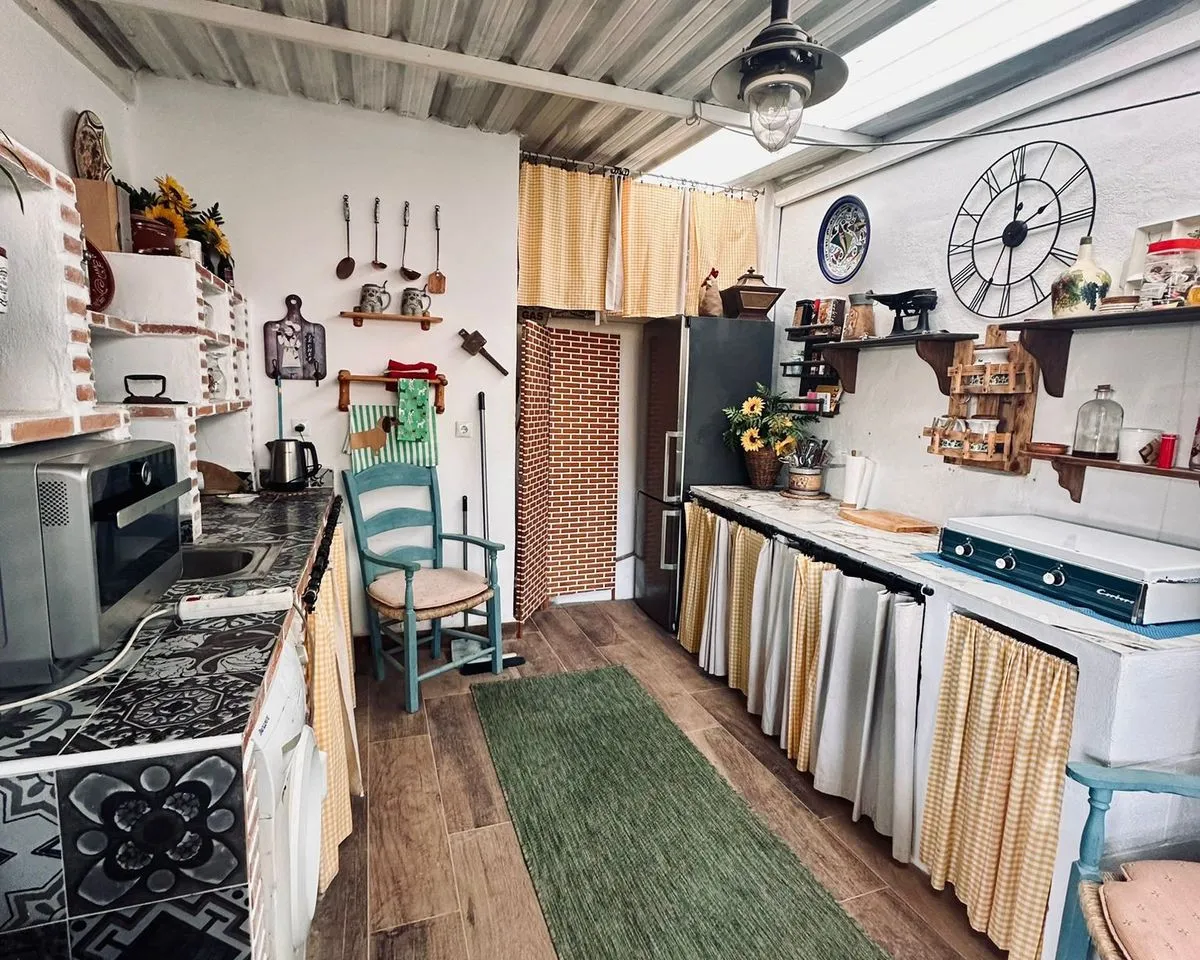 96c4c10f-088d-42ab-bab0-09b498b2d0d7