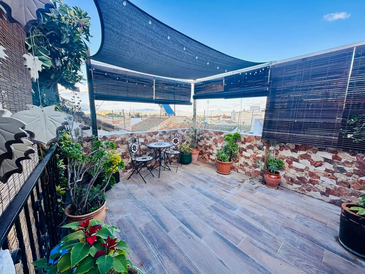 b5bdc2cd-b466-4fad-a4ad-a914cbad7a81