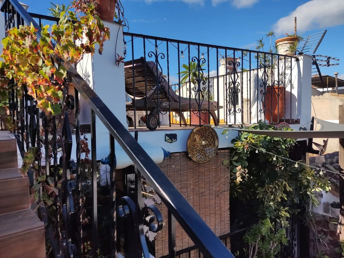 d79eca42-9650-4e48-8004-a2f22a40a01b