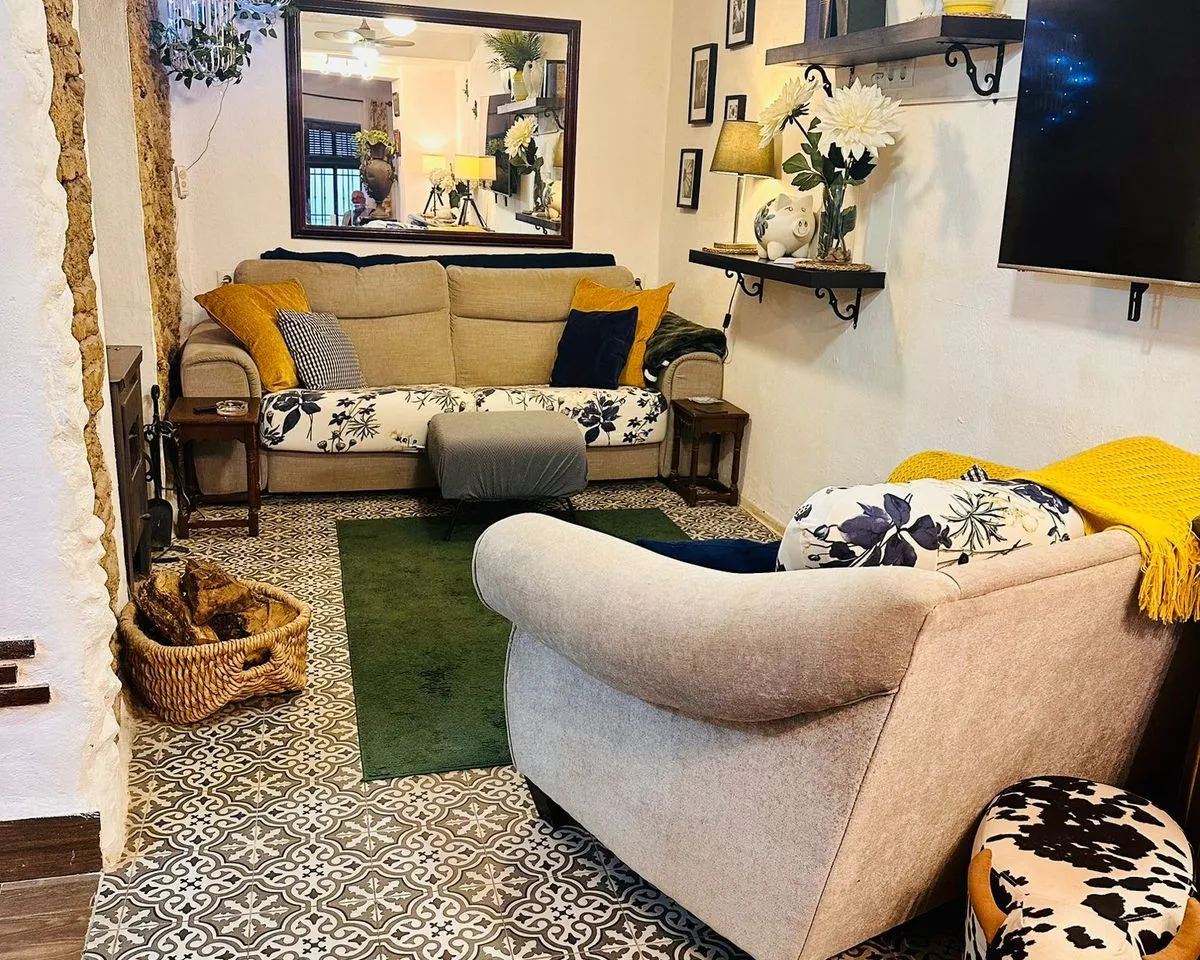 fd280a8c-8090-4484-b486-9651d8aca776