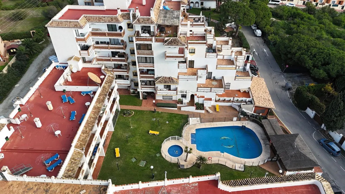 9fbe8ed3-4f49-4e2b-91dd-91e28daa9a34