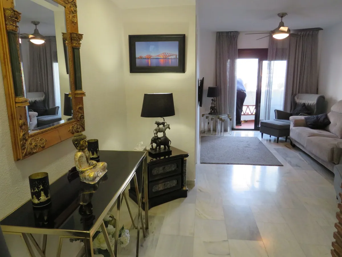 f8418875-20e4-4ebd-a72d-144c4d17cb9d