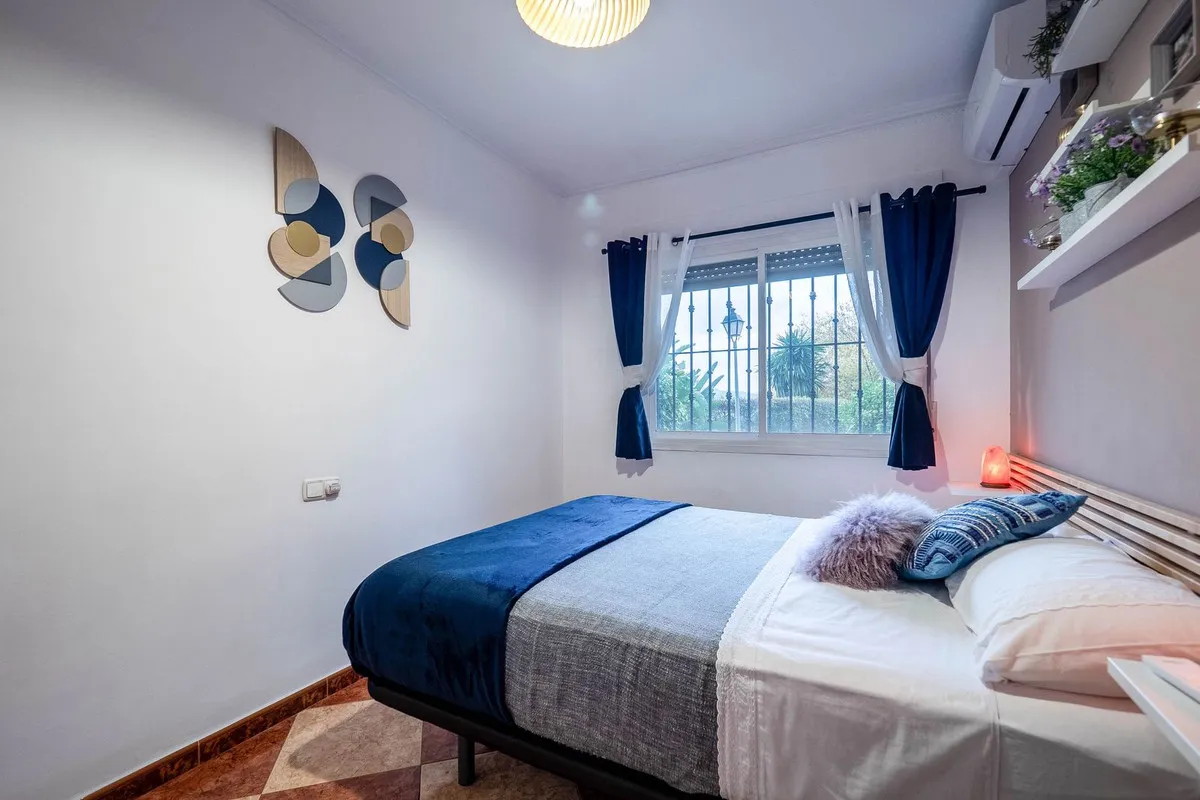 8fc3aa61-a51d-4af2-b34b-8b5c70bf3649