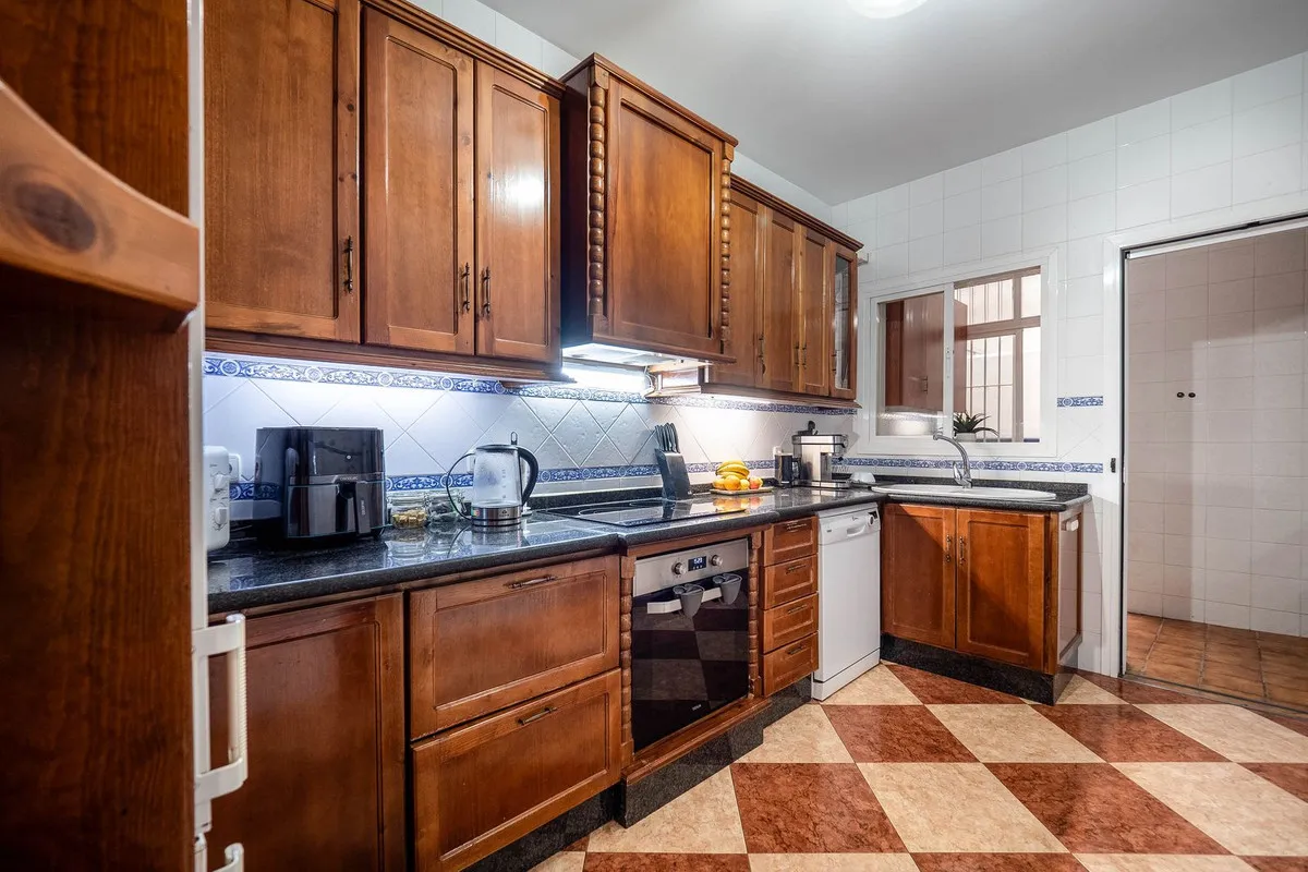 d58f9164-7603-4d24-bed6-880b3f1f9a06