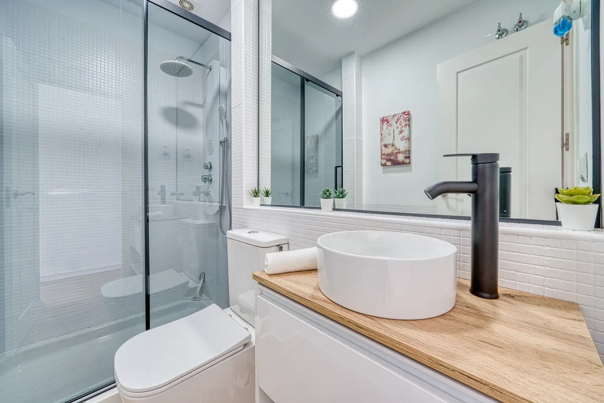 195bb1a2-6ae3-4046-b3f8-3d88c387544d