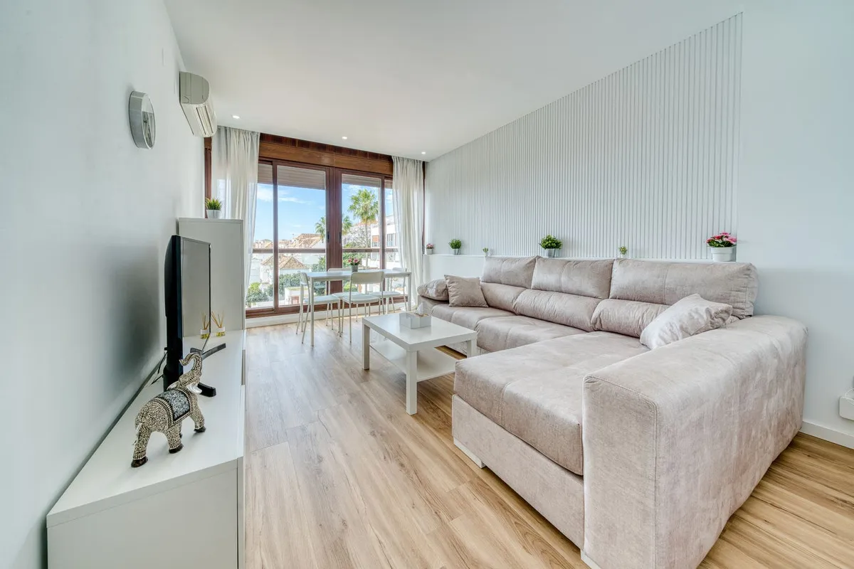 7a9f67b9-13de-420e-a278-be4c62c808a6