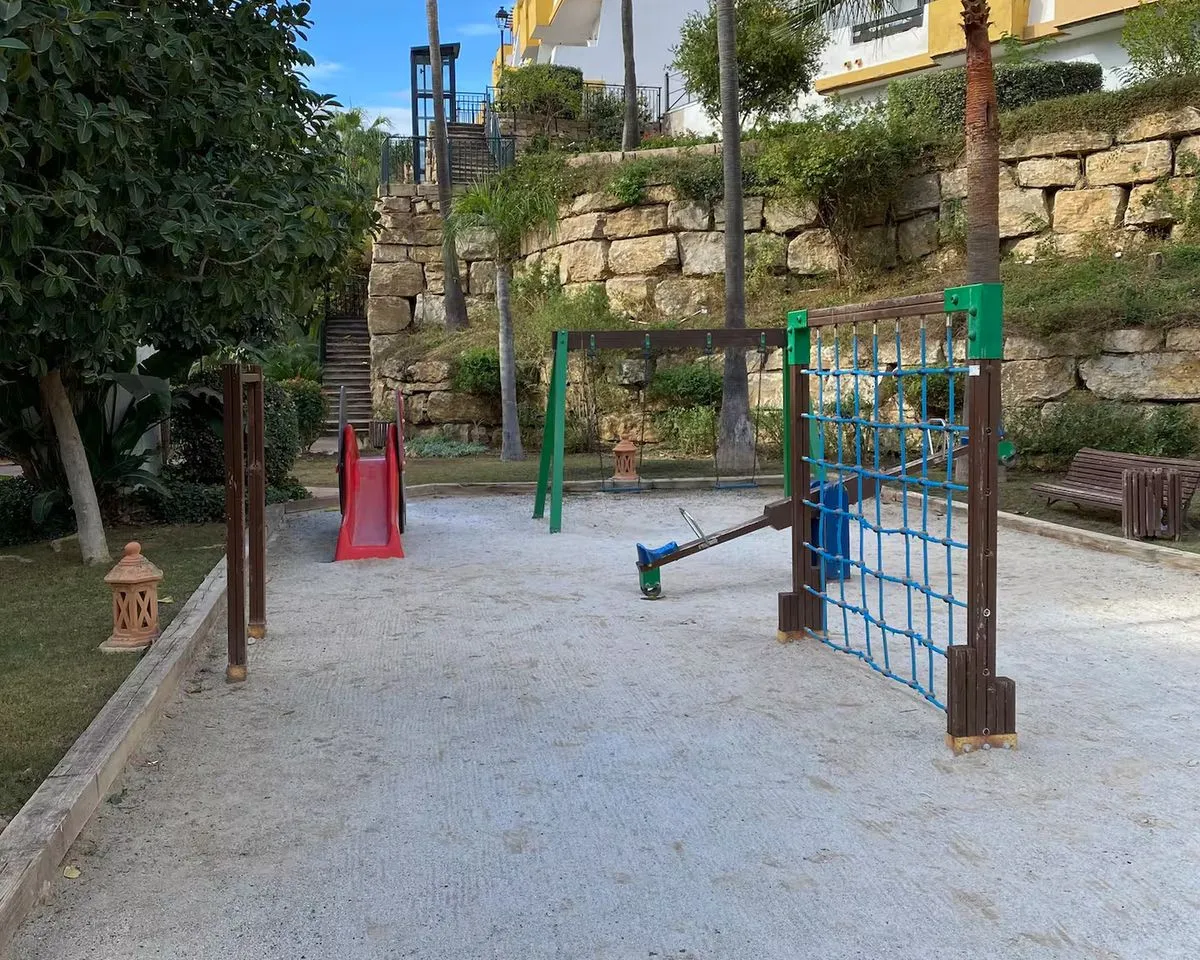 690bb0c5-7d36-466c-b3e1-7a050e074da1