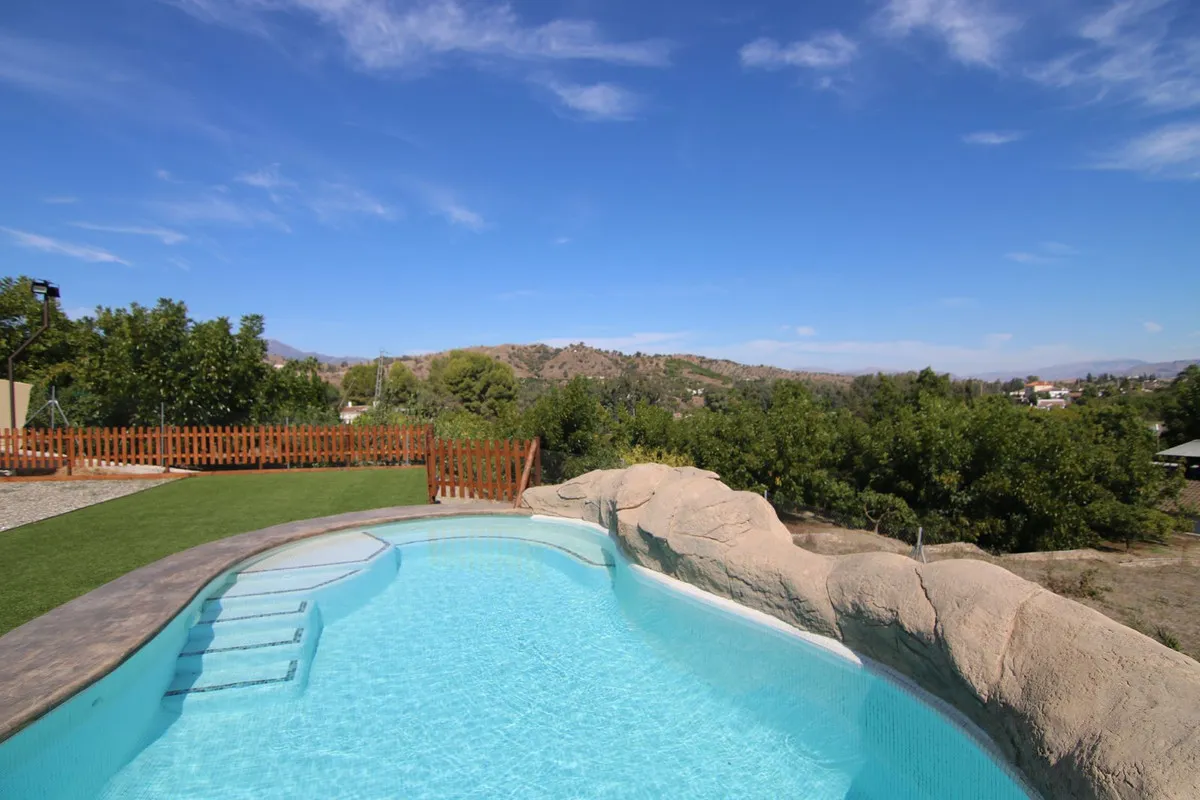 4d764b59-0382-4db3-ad4b-f0db982a4df2