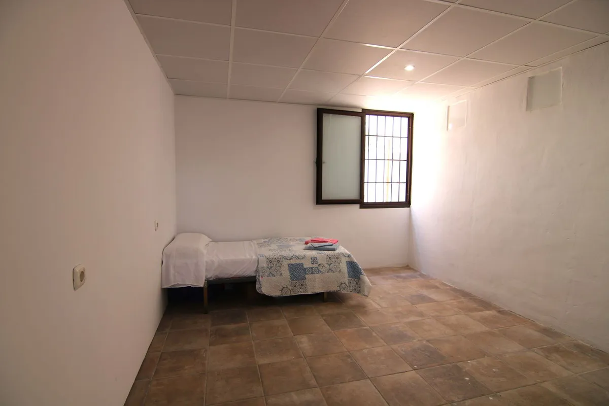 dcc77267-28d8-4021-b3a6-9020e6dd6210