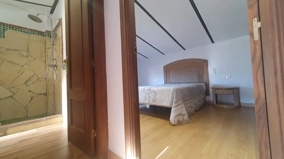 2df25f6e-df37-471b-b61a-56cadb6841da