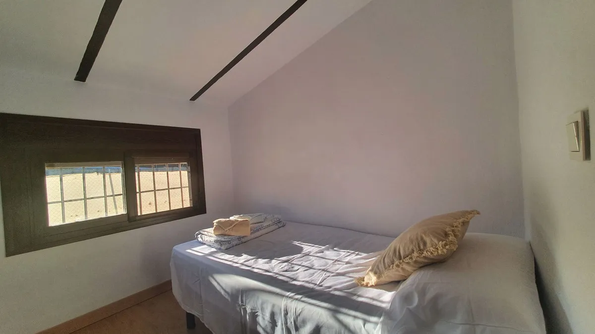 47b4b960-2d54-44b3-9cd6-c1d076173ee9