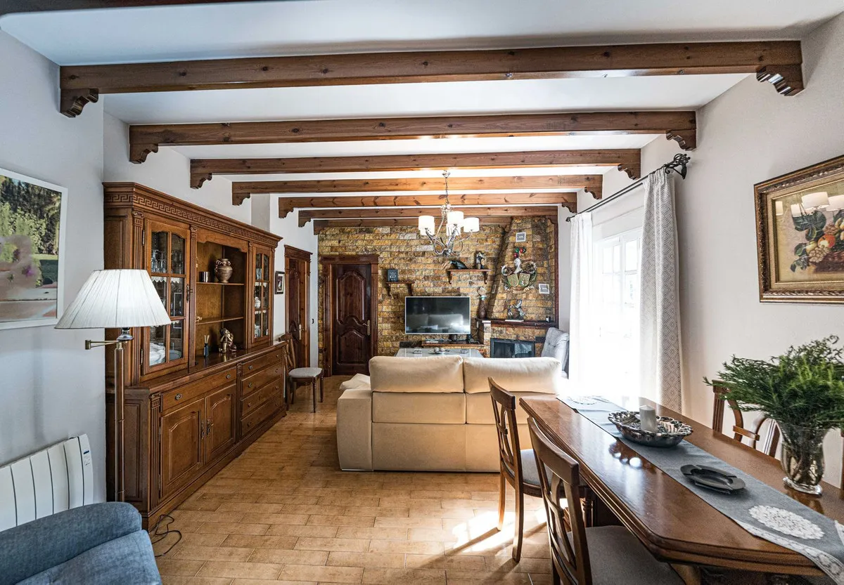 aa78a943-048c-44f6-9443-f94173c0331a