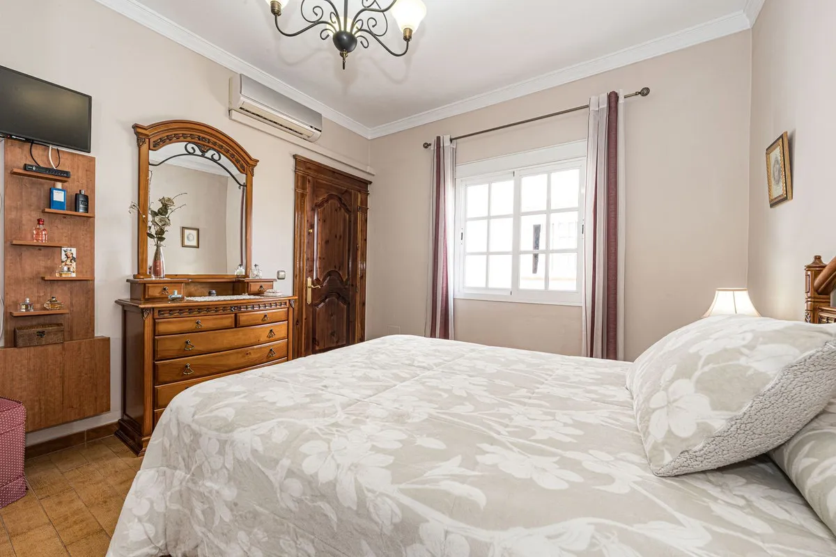 c81b5cc3-956a-43c8-bbf5-9cae950ec23b