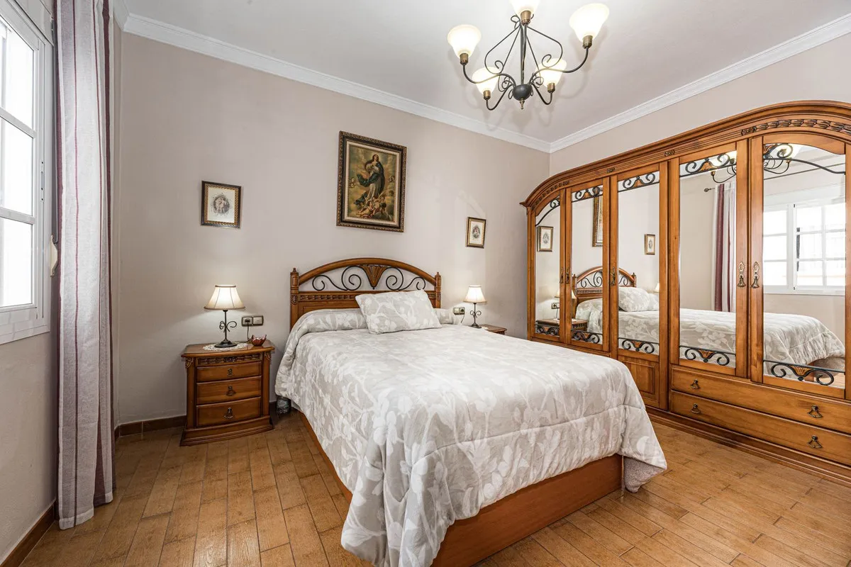 d7159309-82a4-4a4f-a8b7-5cf14682fd78