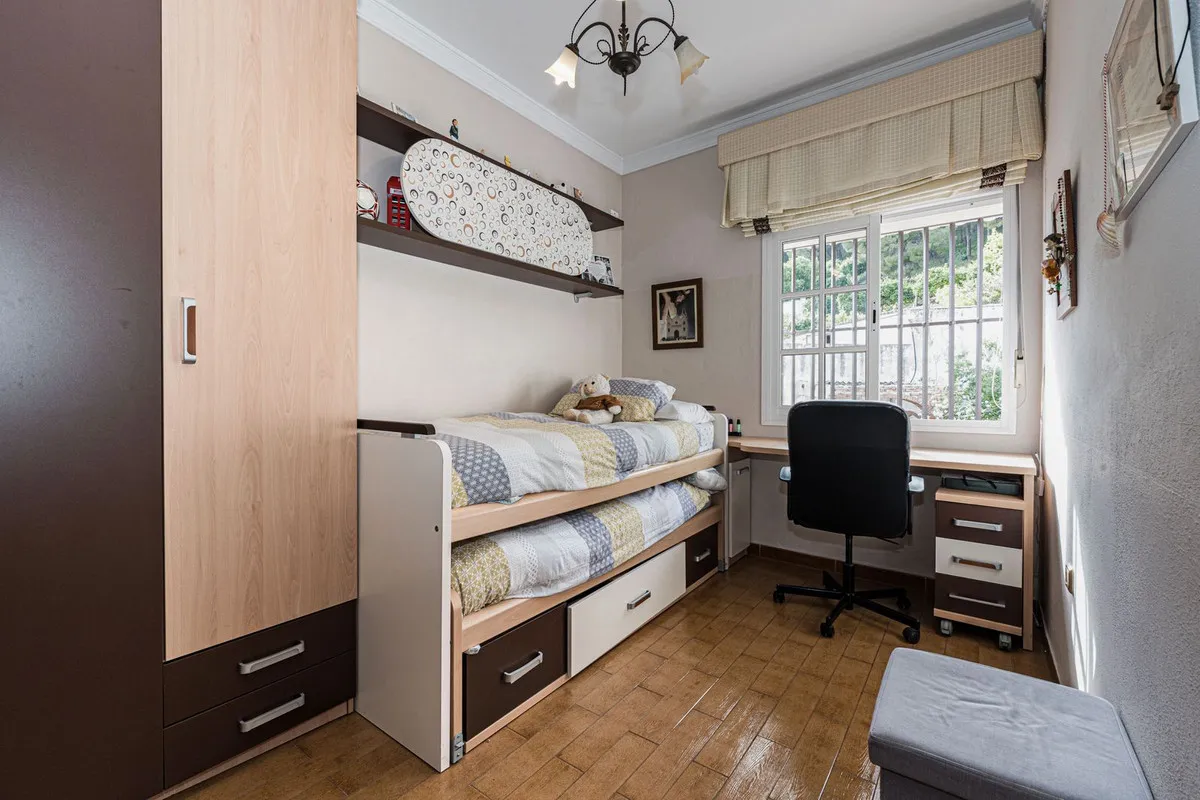 f60a9053-5782-4656-974f-c60e12272b21