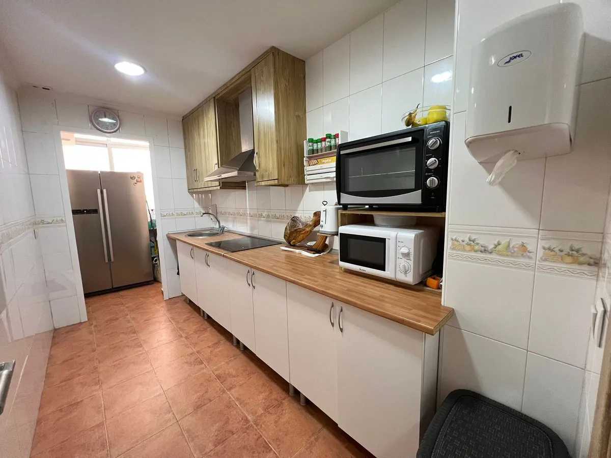 5b648e79-9f44-4f7c-9191-2681cd247fe0