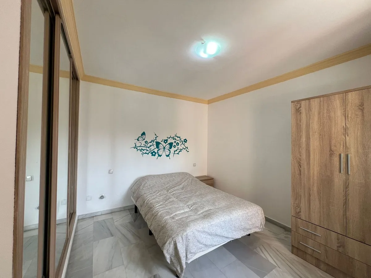 d61b8d35-1aa2-4c5d-b2f8-b6195aaef19c