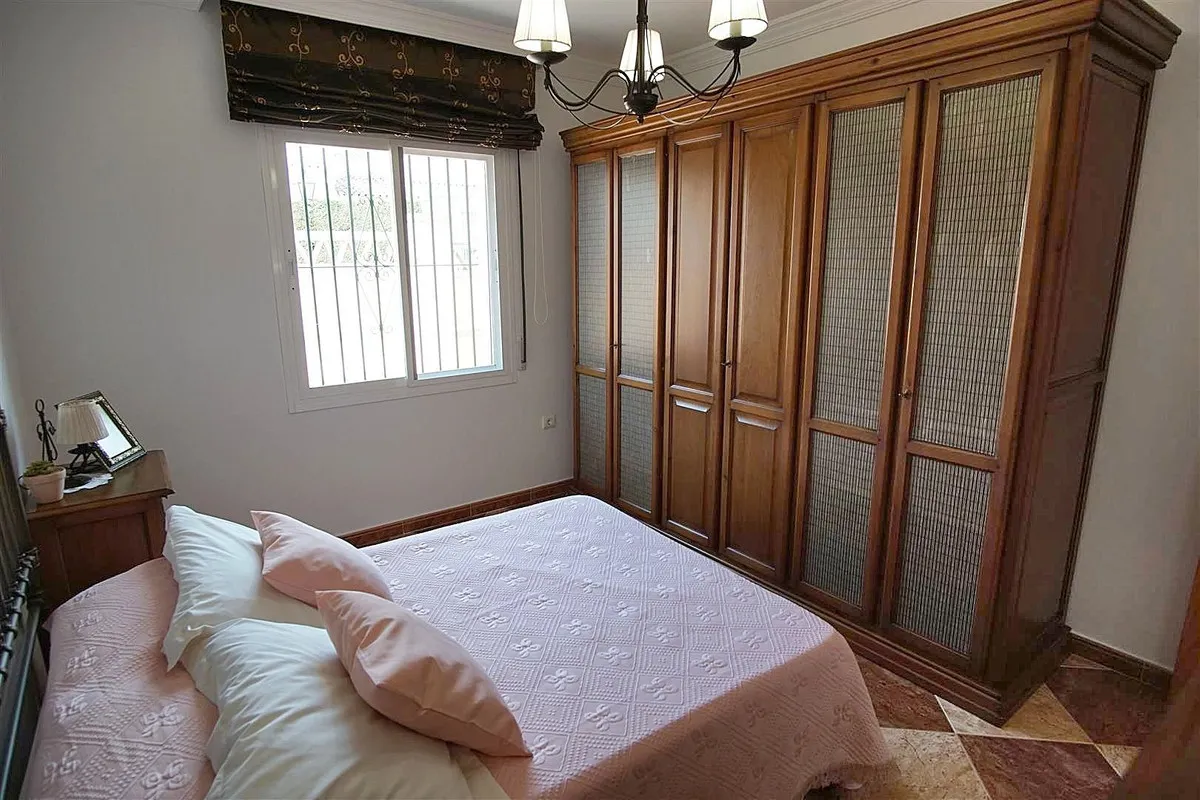 6ef18dc7-ff5b-46bd-9517-0079b2d8635b