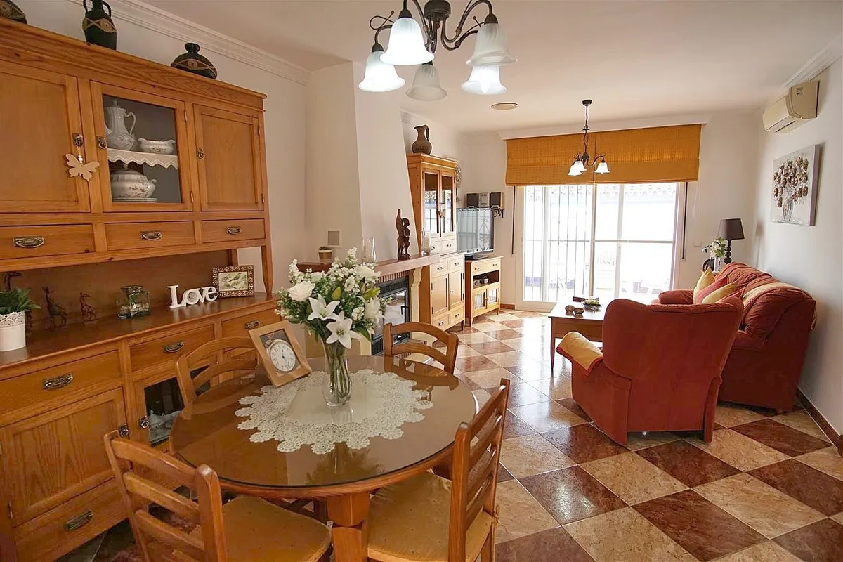 8abab467-05e6-4350-87ff-e2cd0051adcd