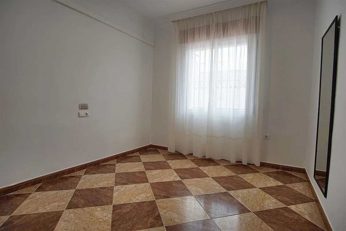 fa8a9527-5014-49e6-b9d3-8010046bac62