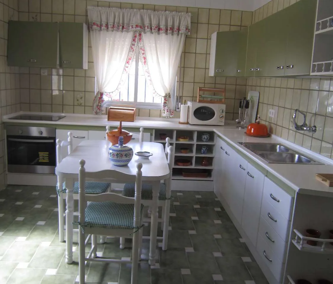 6c78ebb0-8721-40a5-8b0c-56f44c6b3799